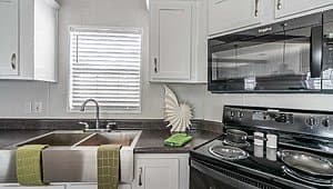 Md-113 kitchen home features