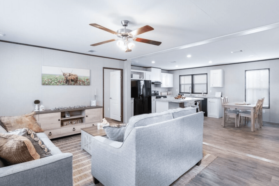 Nassau  hero and interior home features